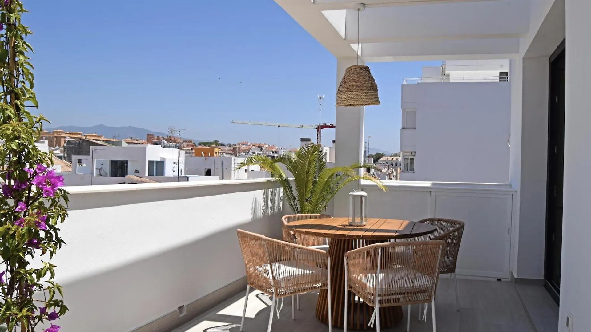 Appartement Casa Vega, A Un Minuto De La Playa, Parking Included à Estepona Espagne